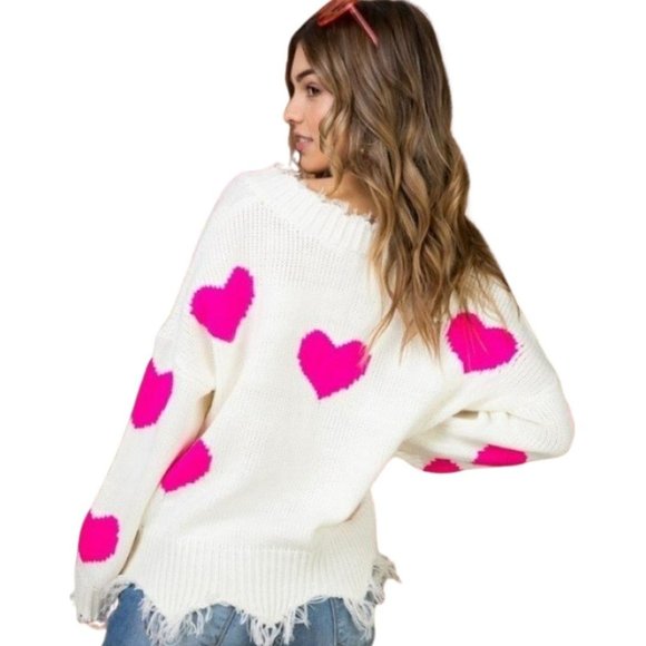 Distressed and Ripped Heart Sweater LT31145 - Picture 10 of 10